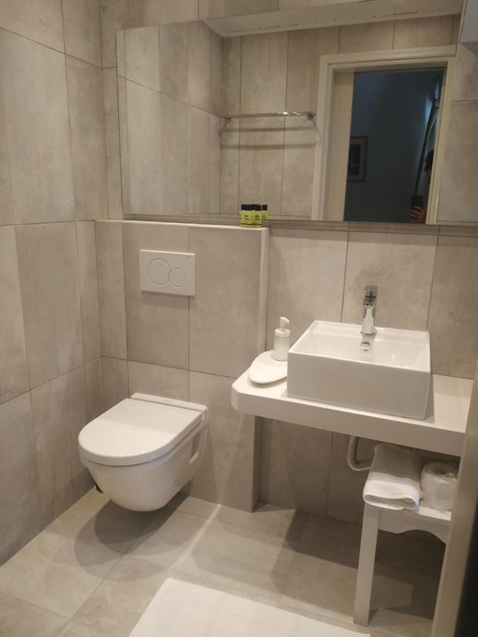 Baronessa'S Apartments Gáiosz Kültér fotó