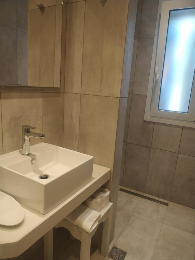 Baronessa'S Apartments Gáiosz Kültér fotó