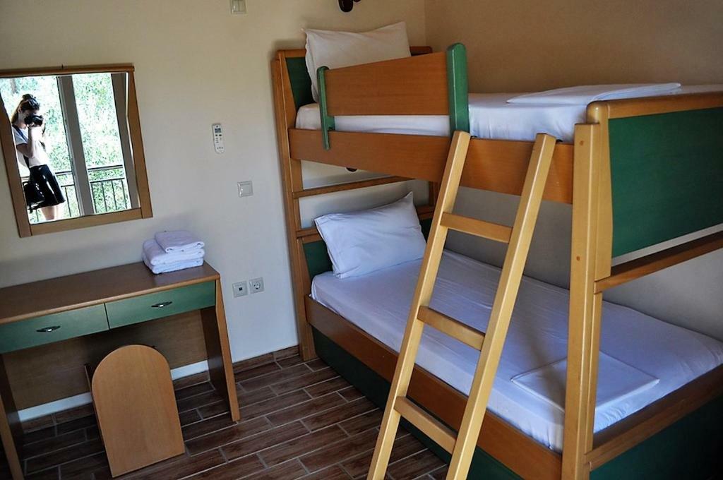 Baronessa'S Apartments Gáiosz Kültér fotó